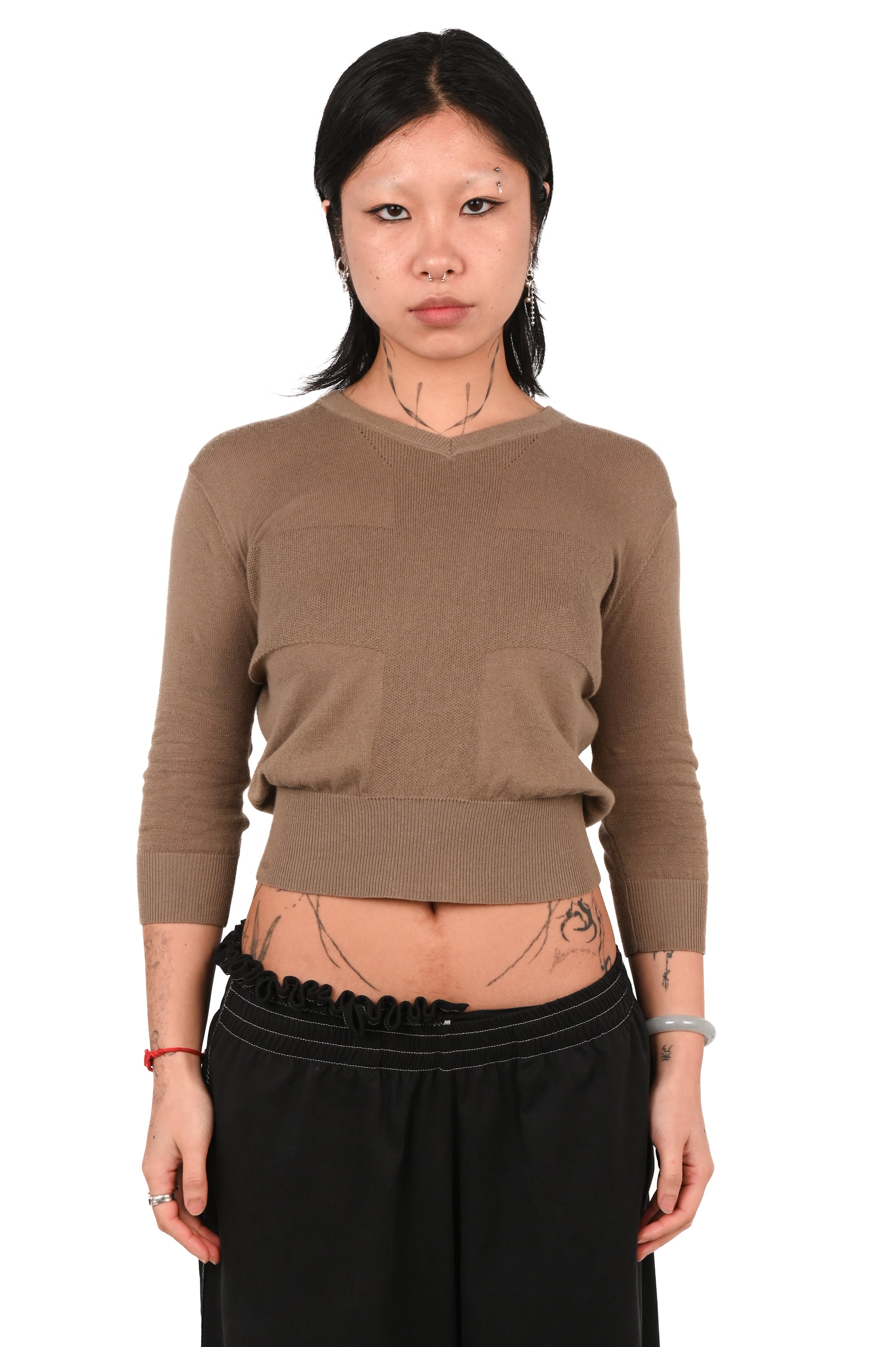 Club Venus - Brunswick V Neck Jumper - Griege