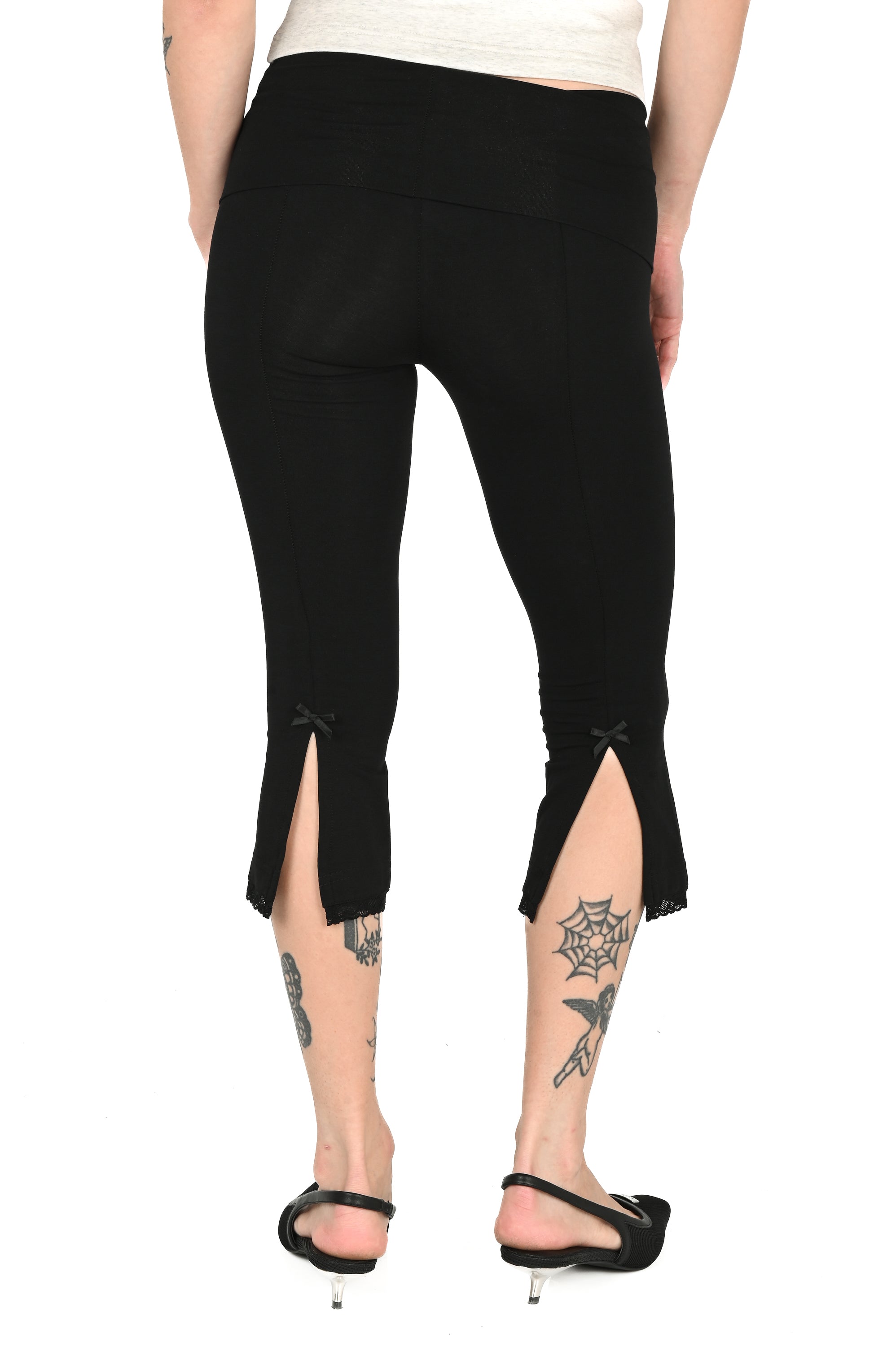 Olivia Rowan - Sasha Capri - Black