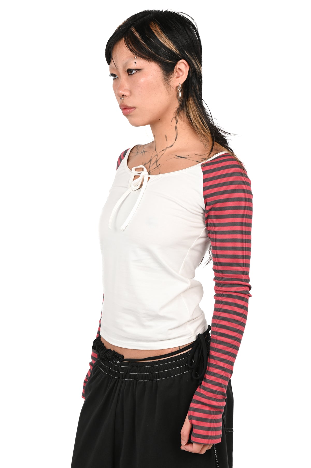 Emily Watson - Raglan Keyhole Long Sleeve Top - White/Red