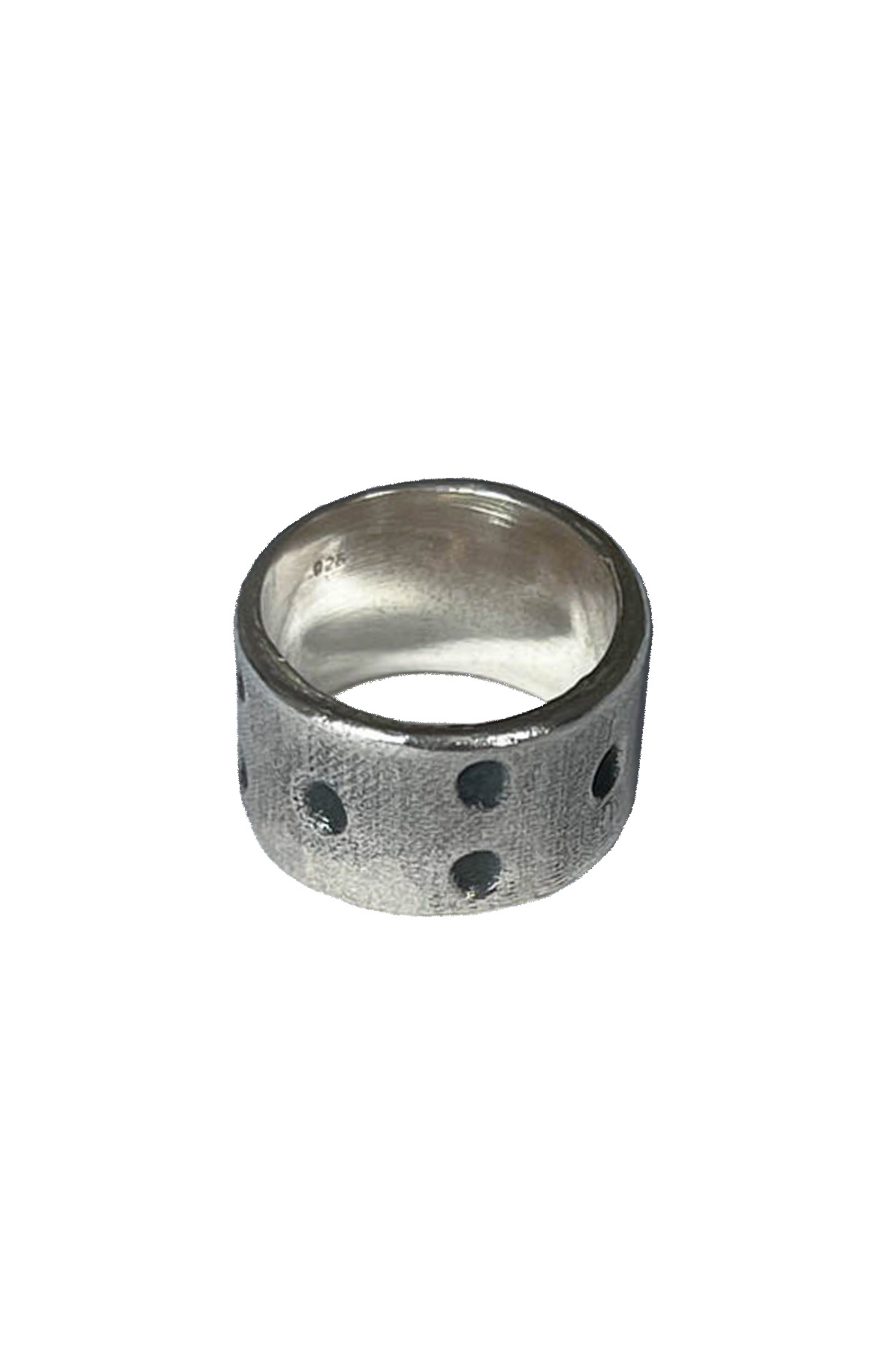 LOVETHANKS - Circle Ring