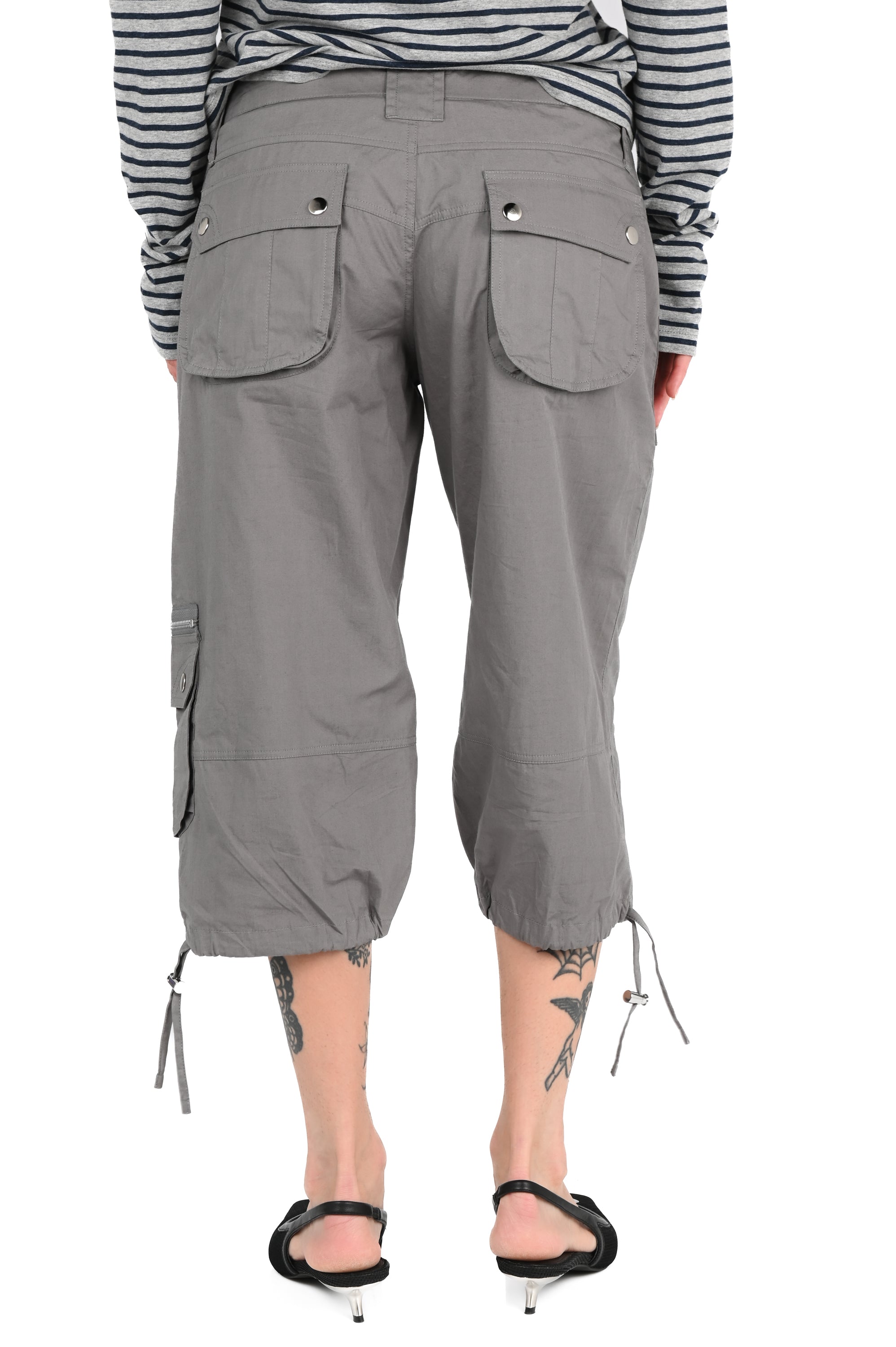 Sabi The Label - Iris Cargo Capris - Grey