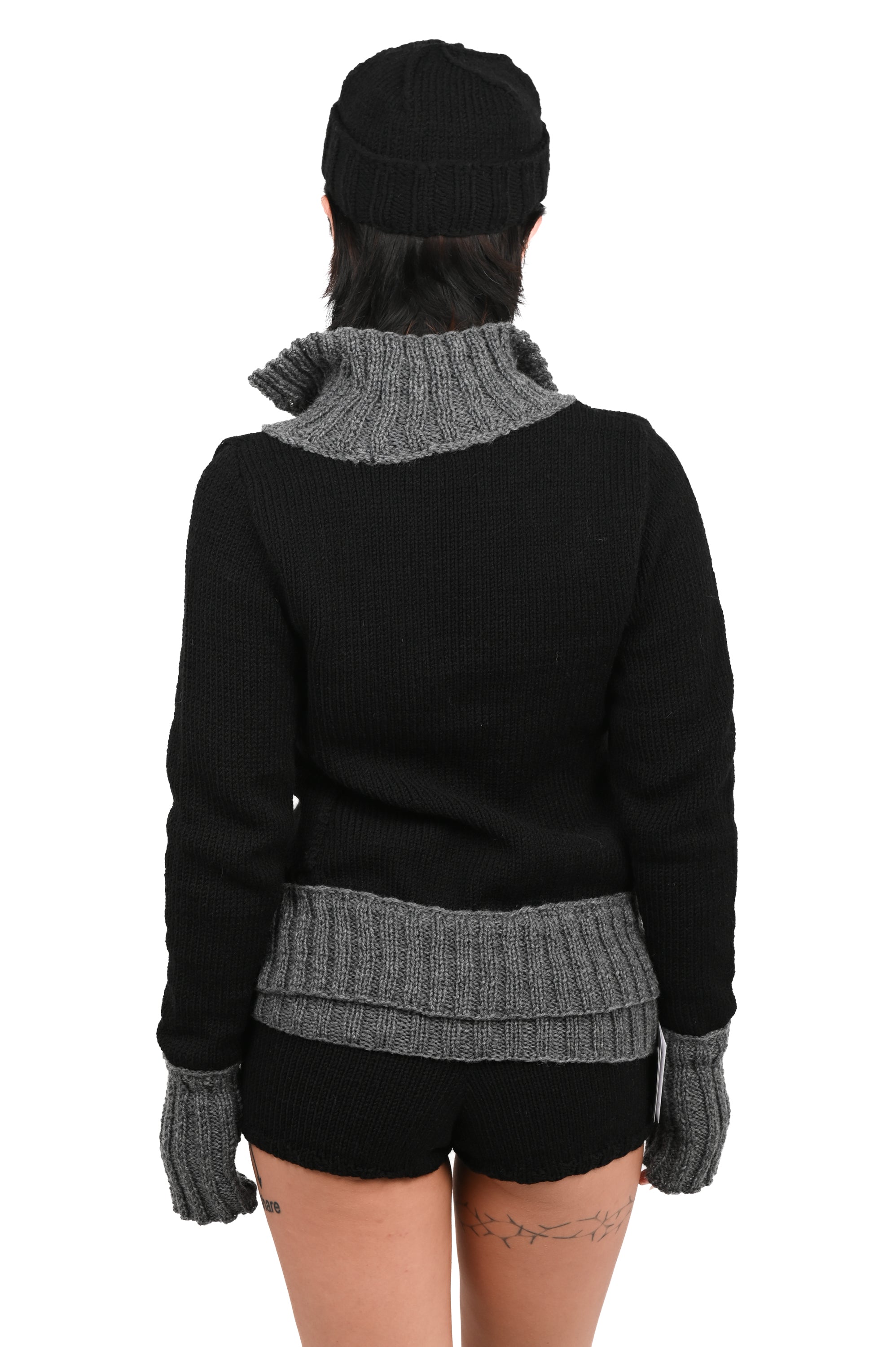 V4K - Grannys Knit Cardigan - Black