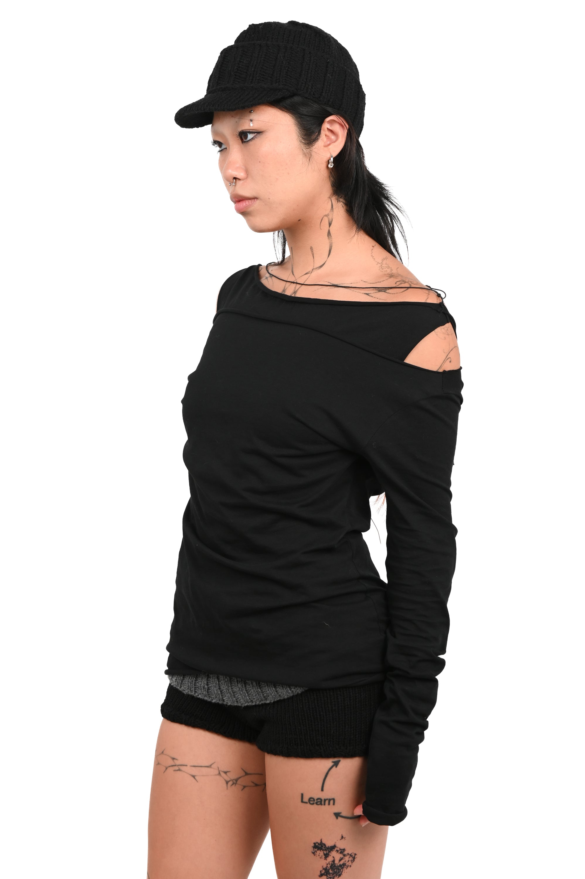 V4K - Longsleeve Shades Top - Black