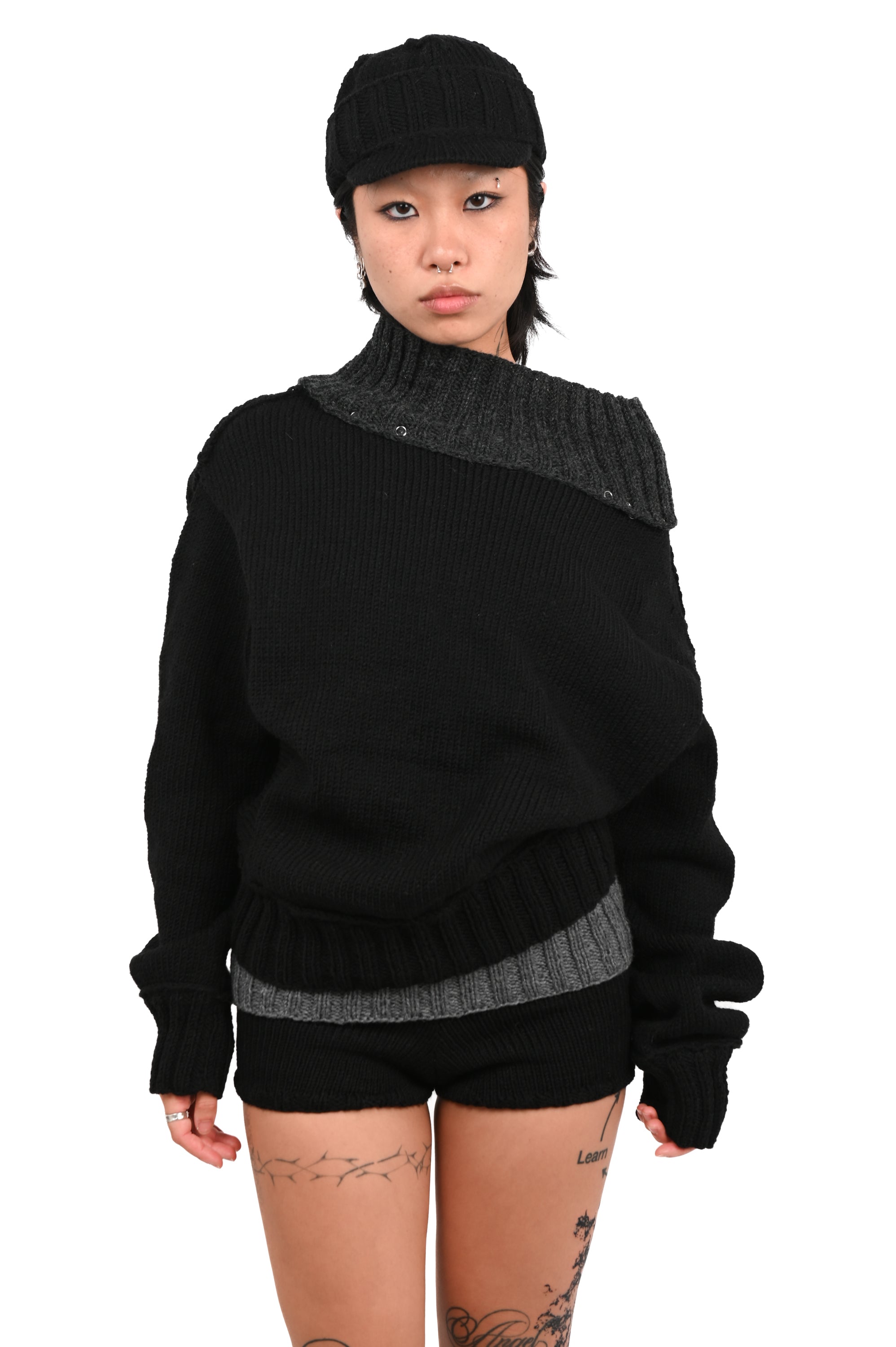 V4K - Chunky Sweater - Black