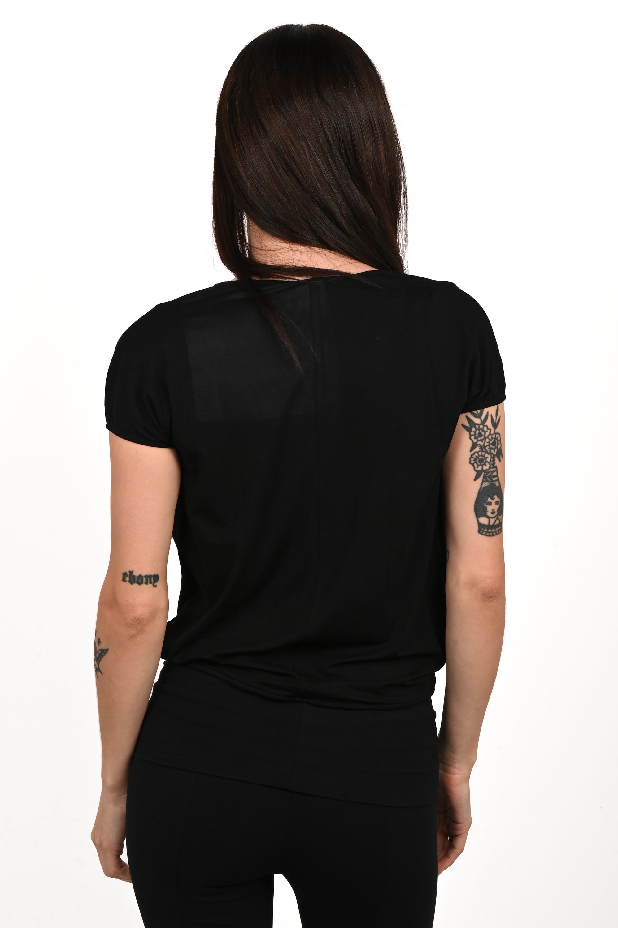 YUR4H - Peek Tee - Black