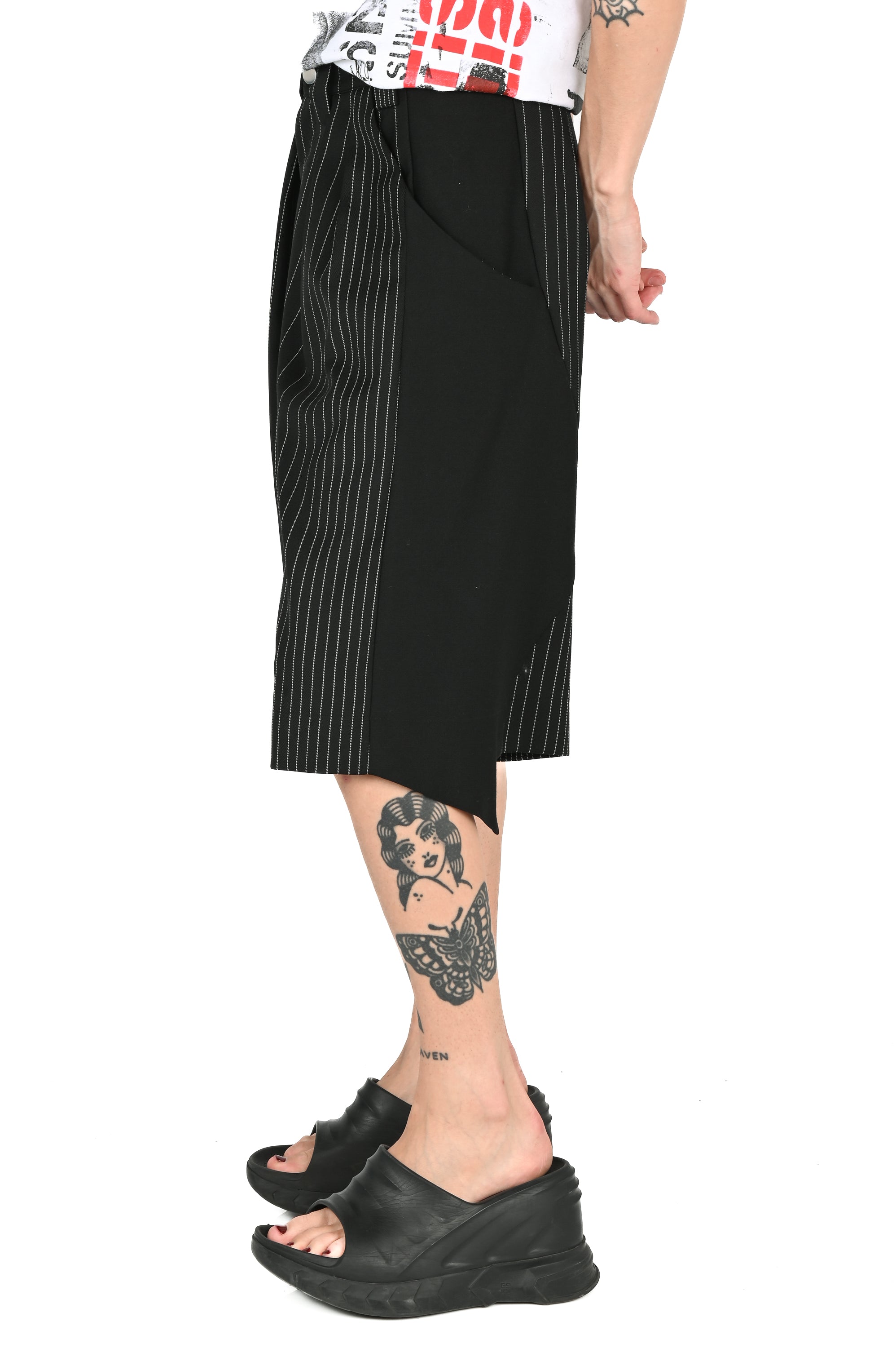 ASAU - Tux Pin Short - Black/White Pinstripe