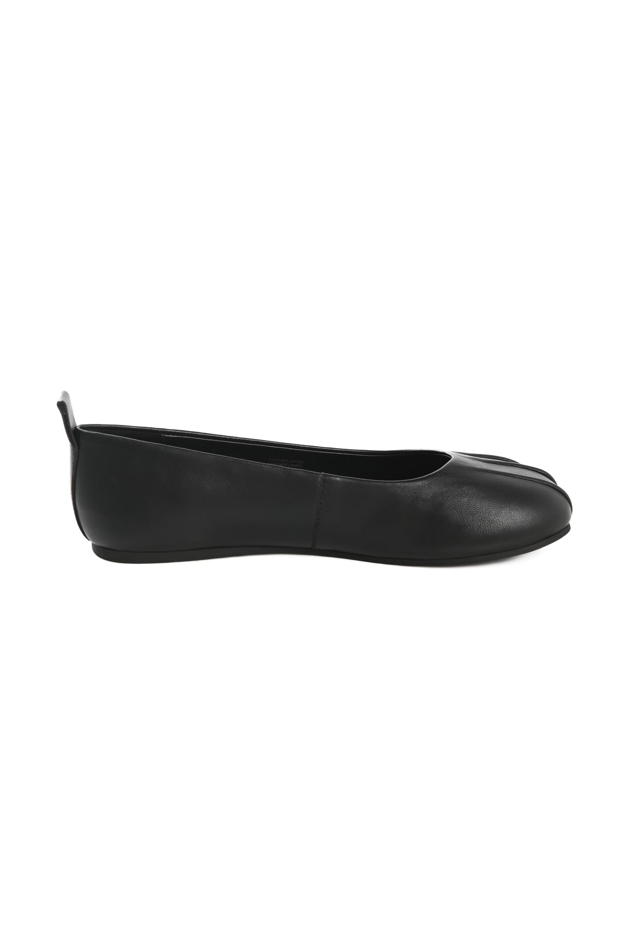 Curtsy - Nixie Barefoot Flat - Black